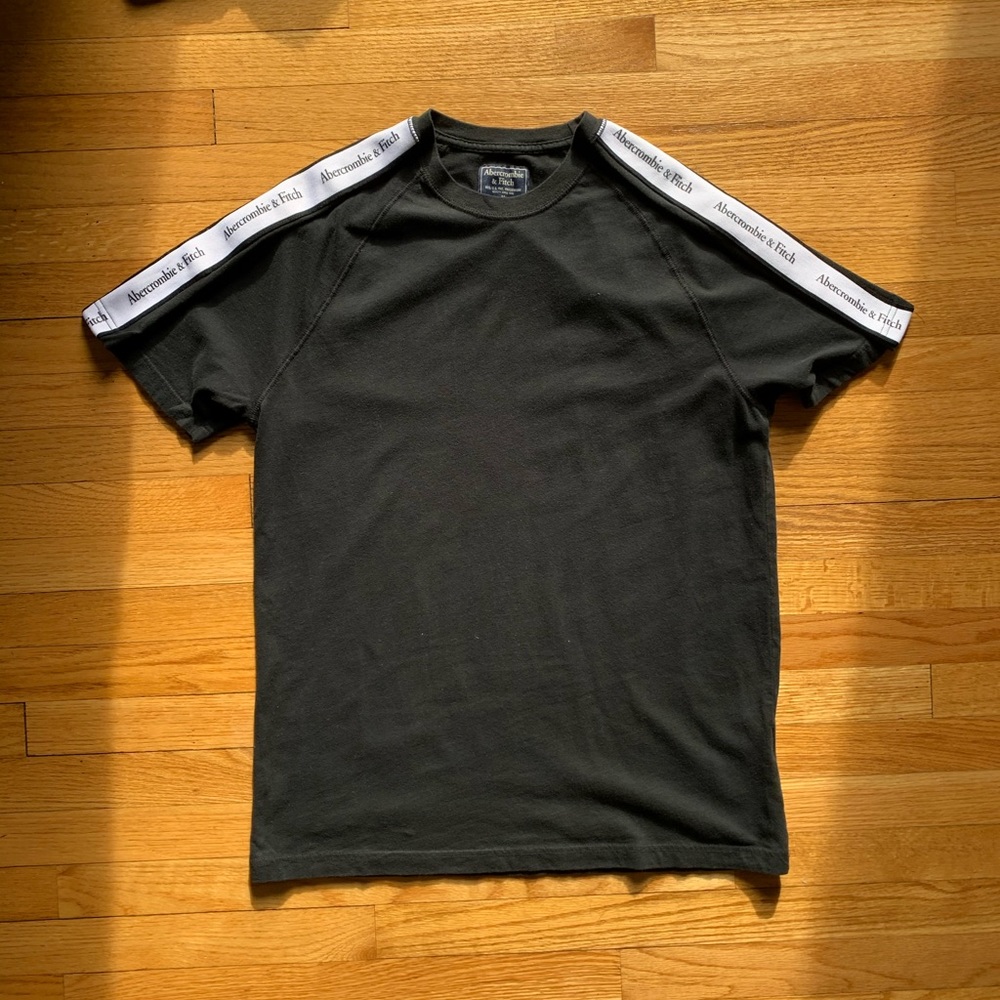 Mens short sleeve tee